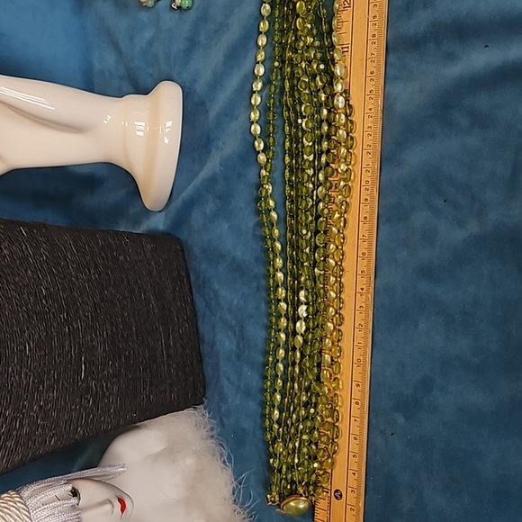 6 pieces of vintage jewelry, mix earrings, and necklace from Japan - Picture 16 of 17